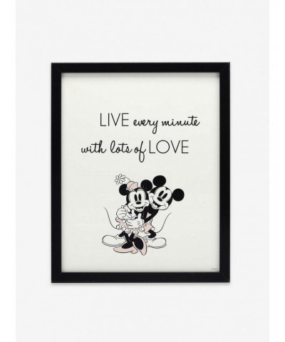 Disney Mickey Mouse Minnie Live & Love Wood Wall Decor $15.46 Décor